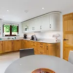 Keiras Ambleside